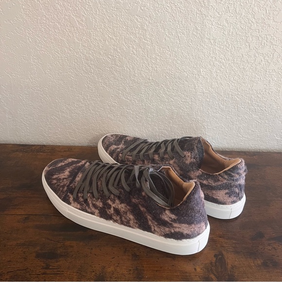 JOHN VARVATOS Mens 315 Reed Low Top Marbled Calf Hair Leather Upper Sneaker NWOT - Picture 7 of 7